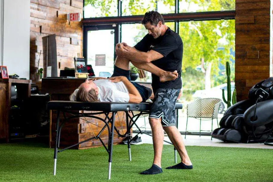 Sports stretching for athletes in Miami
